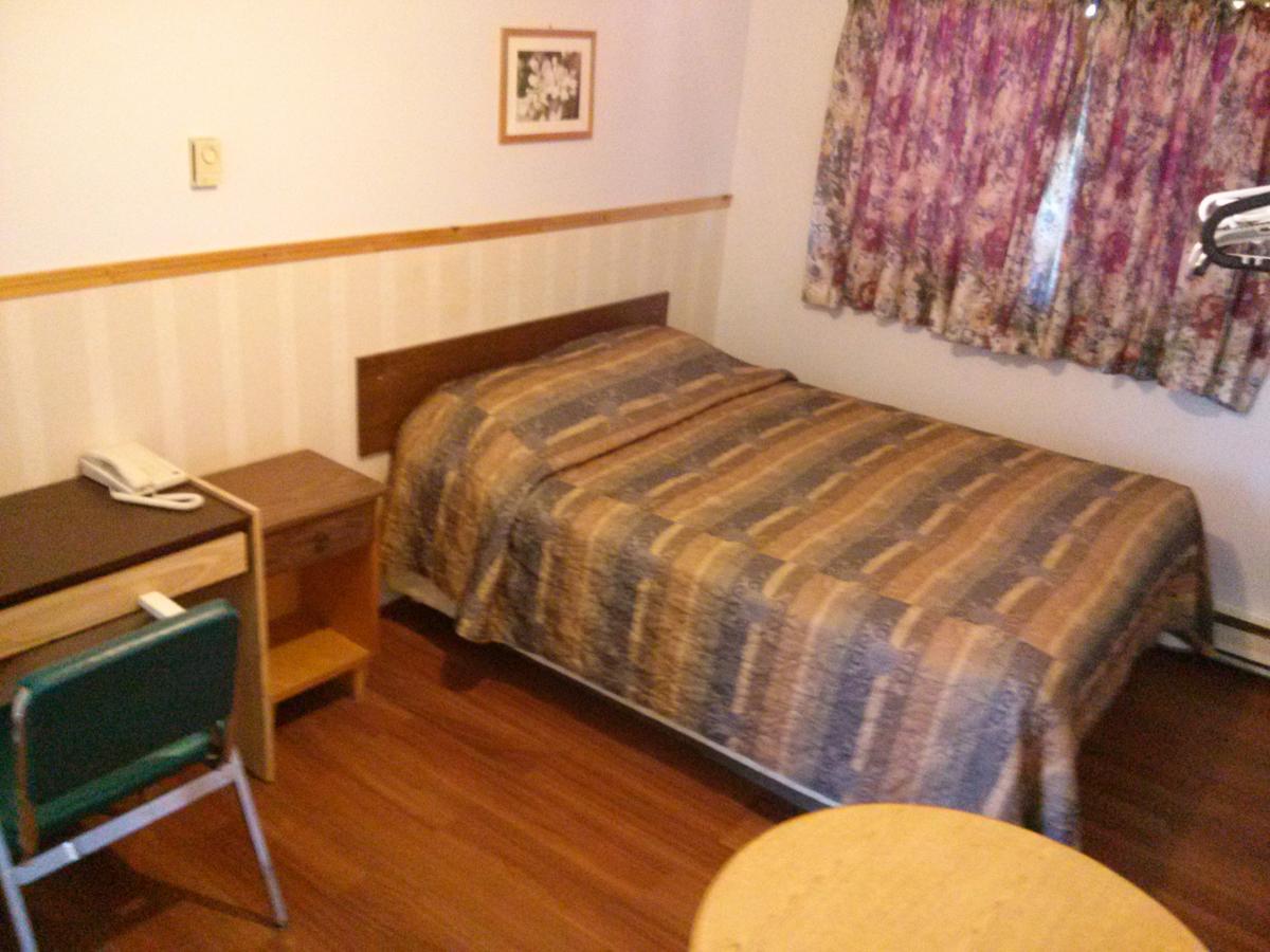 Moosomin Motel Exteriér fotografie