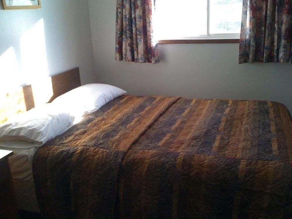 Moosomin Motel Exteriér fotografie