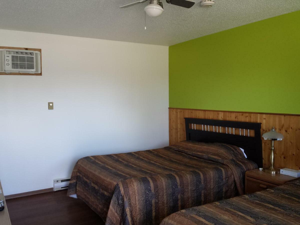 Moosomin Motel Exteriér fotografie